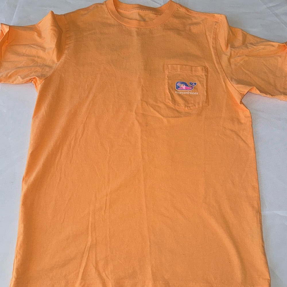 Boy’s Vineyard Vines tee shirt.